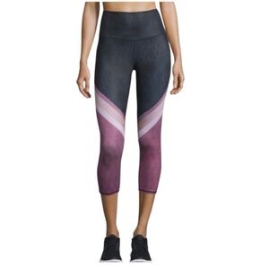 ALO Yoga Tree Lace Airbrush Cropped Legging Size Small